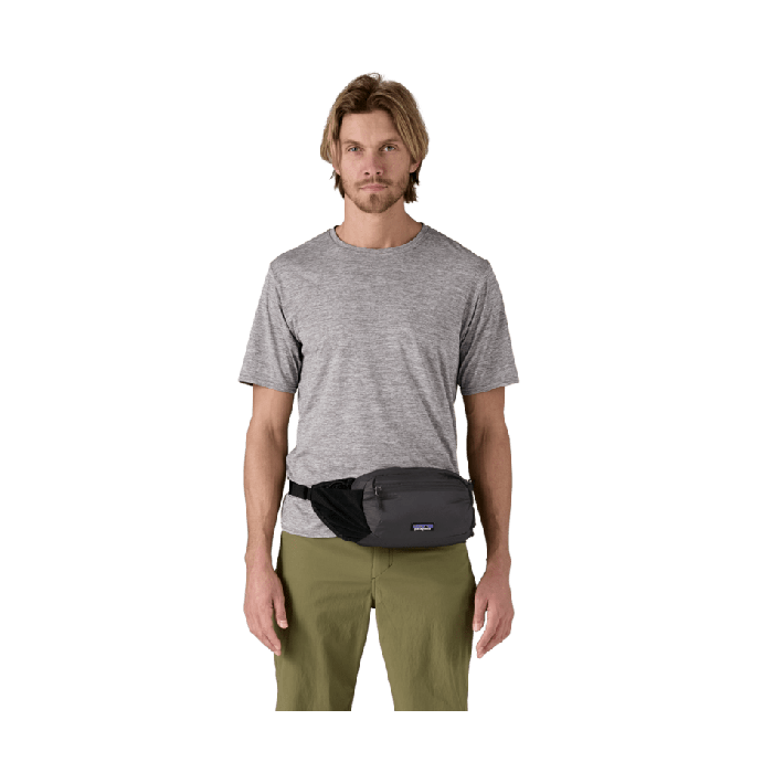 Torbica Terravia Hip Pack 4L (Black)