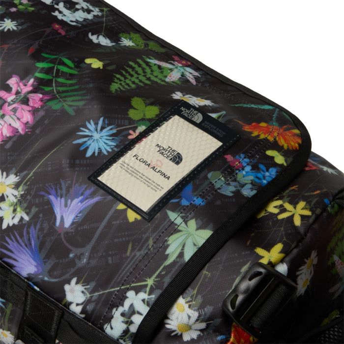 Potovalna torba BASE CAMP DUFFEL - S (TNF Black Alpine Floral)