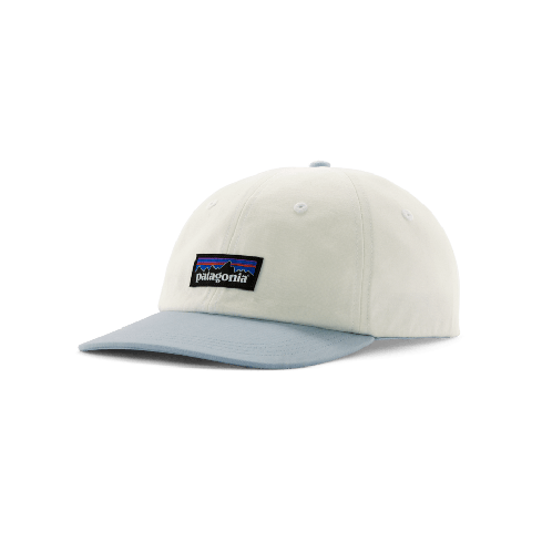 patagonia Kapa s šiltom P-6 Label Trad Cap bela