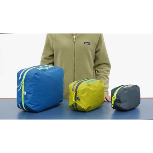Toaletna torbica Black Hole Cube 14L (Vessel Blue)